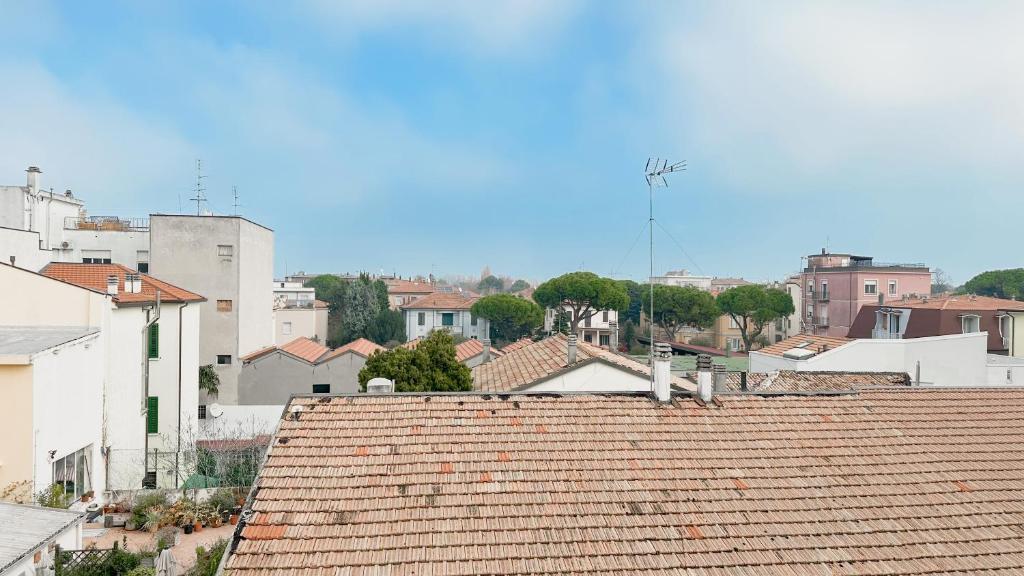 リミニにあるAppartamento Castelfidardo - Affitti Brevi Italiaの建物のある街並み
