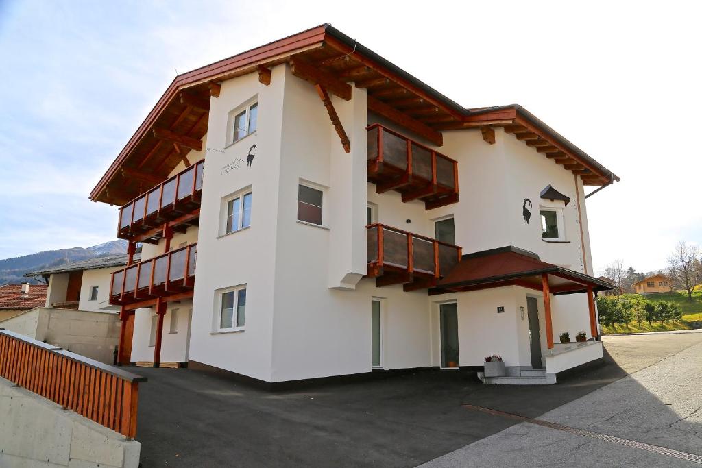 Budova, v ktorej sa apartmán nachádza
