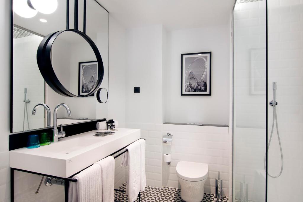 One Shot Reina Victoria - Resim 3