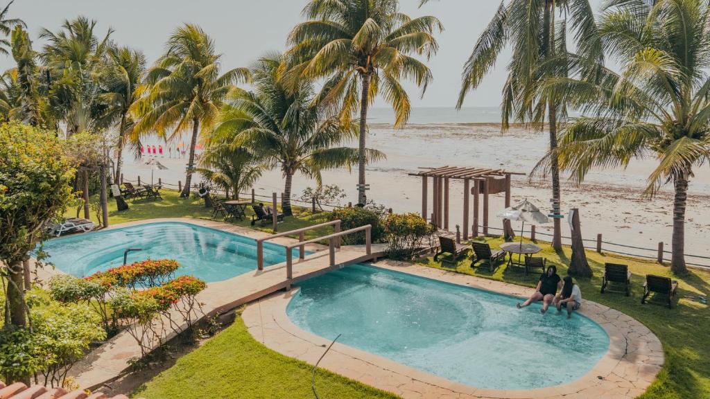Bazén v ubytování Hotel Porto do Zimbo nebo v jeho okolí