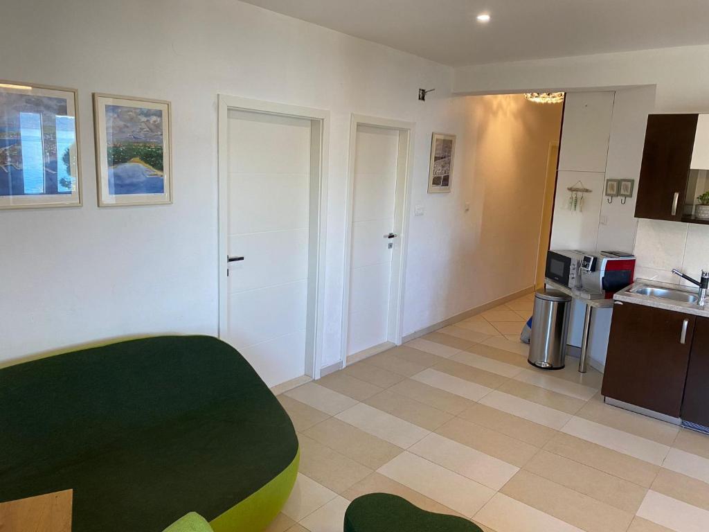 Kuchyň nebo kuchyňský kout v ubytování Ferienwohnung Zadar-City