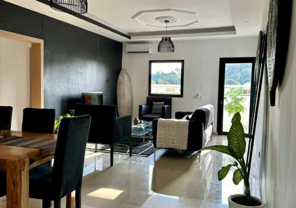 Moderne et charmant F3- Riviera Golf, Abidjan