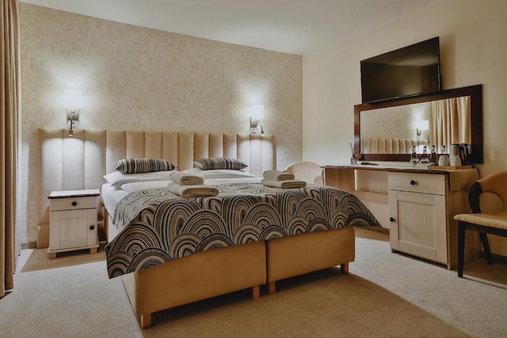 Willa & DOM-BLACH - 2