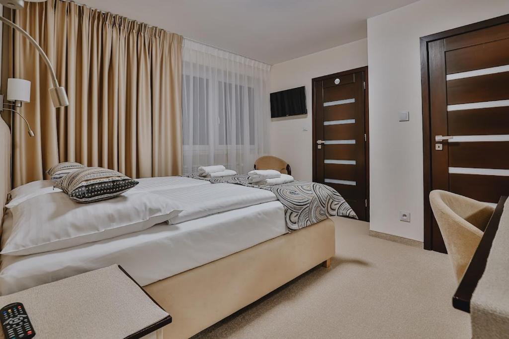 Willa & DOM-BLACH - 10