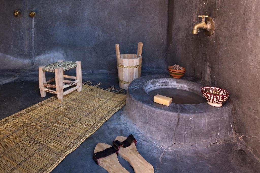 d'une chambre d'une autre chambre dans l'établissement Riad Assala, à Marrakech