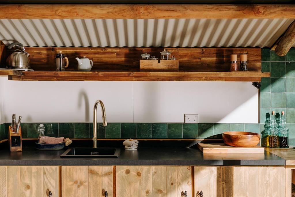 Jungle Den - Resim 6