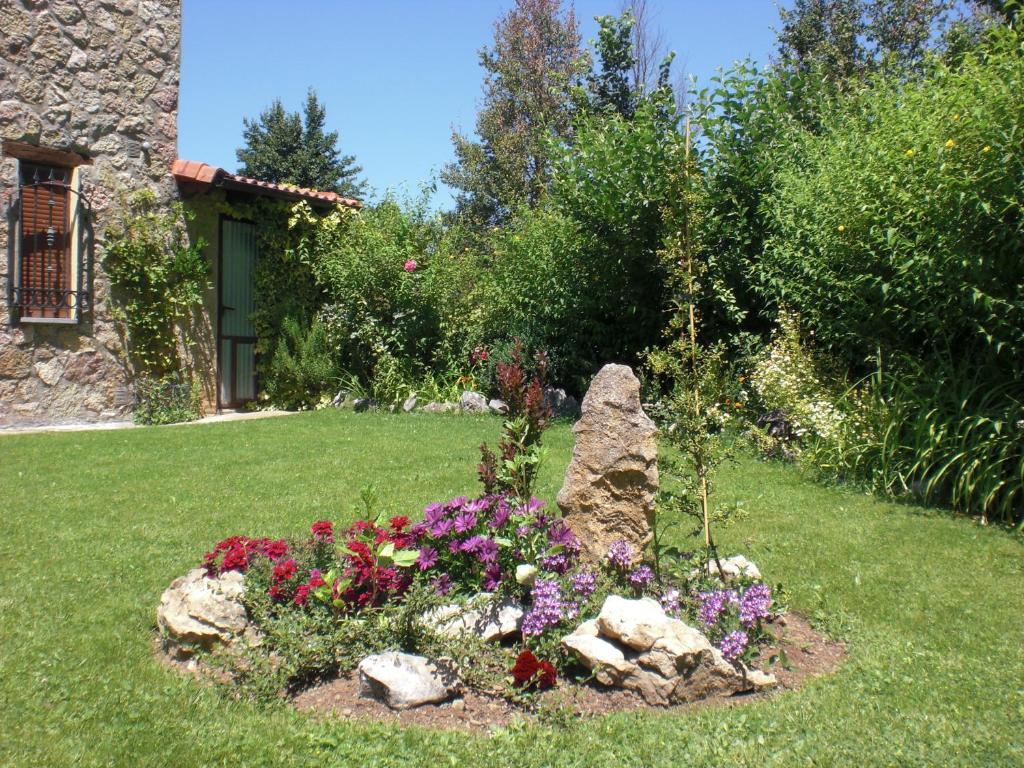 Zahrada ubytování Hotel Rural Valle del Tuejar