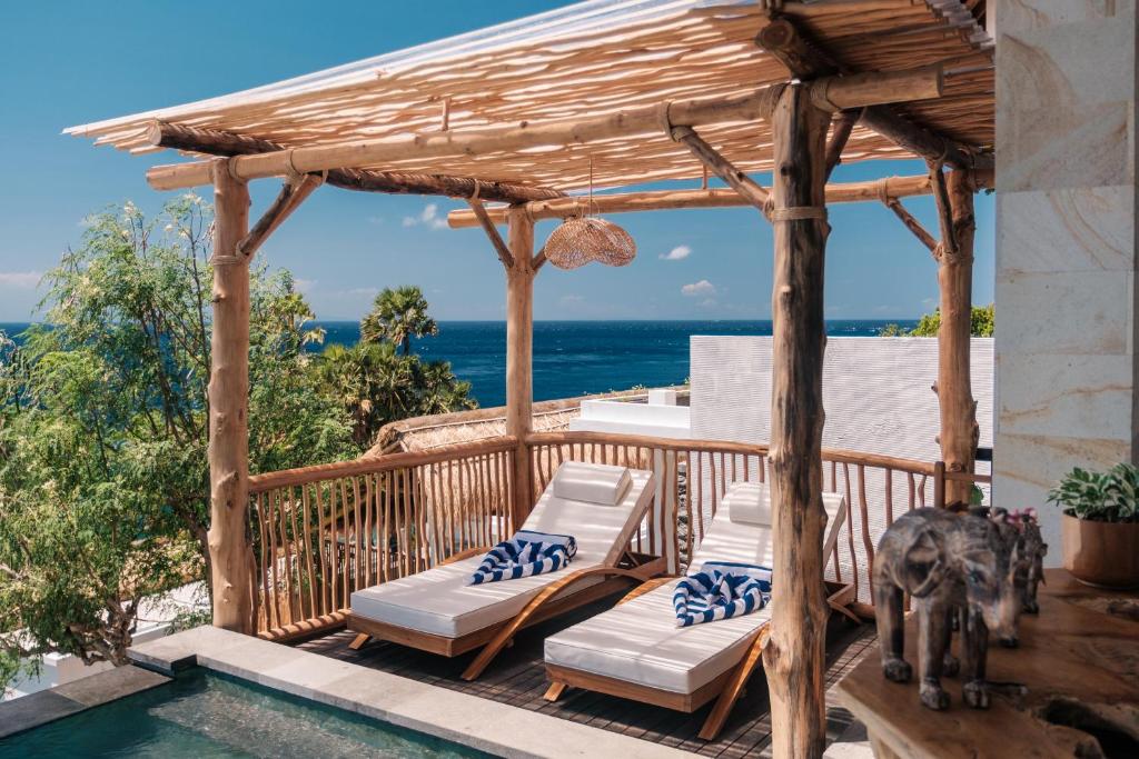 Abing Villas Spa & Beach Bar - 1