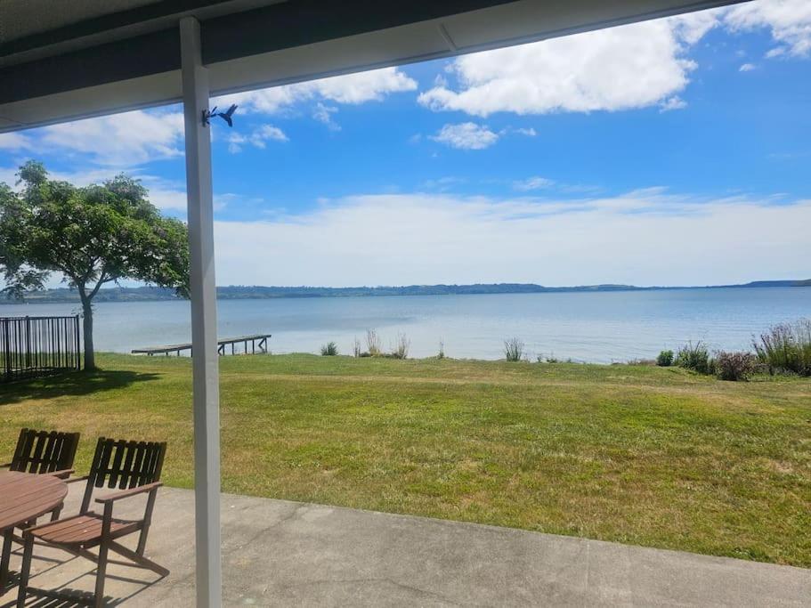 Blue Cottage, on the lake - Resim 42