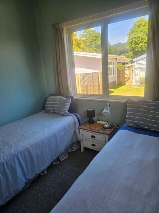 Blue Cottage, on the lake - Resim 35