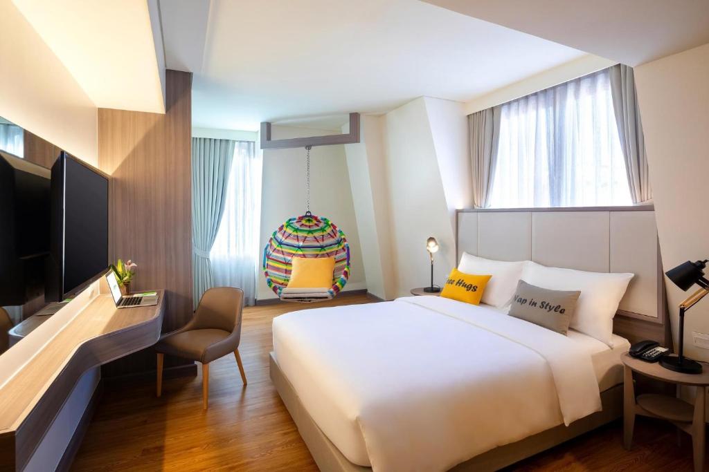 TV a/nebo společenská místnost v ubytování ibis Styles Siem Reap