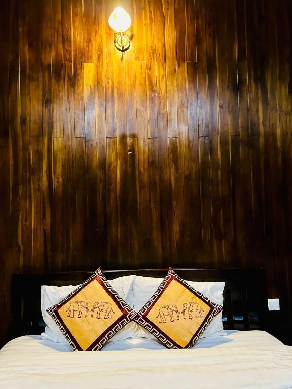 Luangprabang Residence Boutique Hotel - Doppelzimmer Mit Poolblick