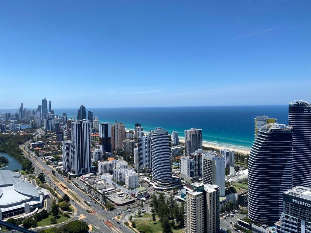 La Jolla Holiday Broadbeach - Resim 18