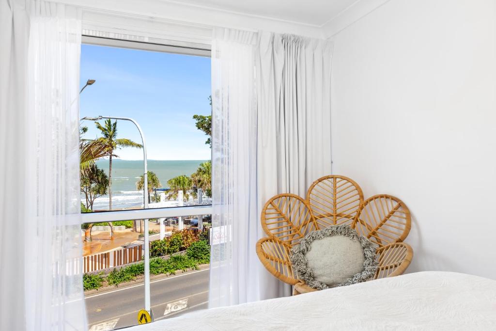 Balkón nebo terasa v ubytování Beachfront Retreat Yeppoon