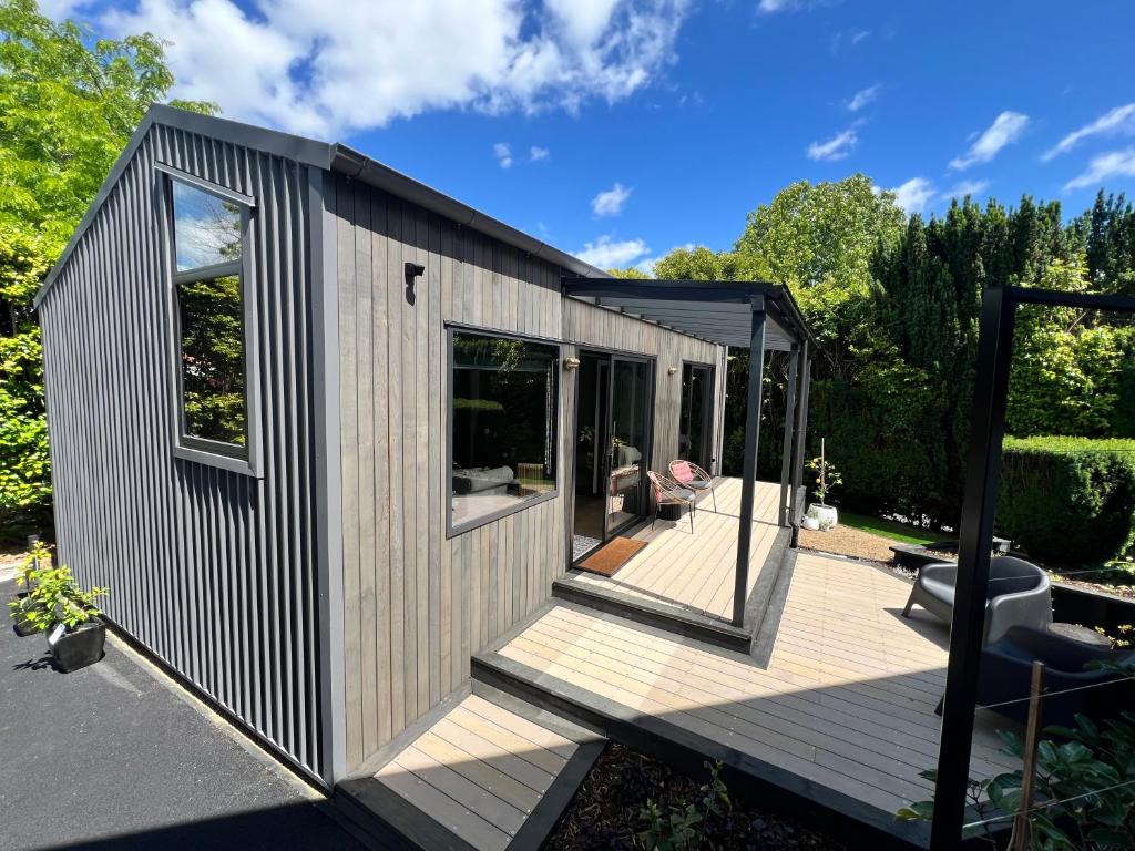 Long Dog Studio - Central city - Resim 11