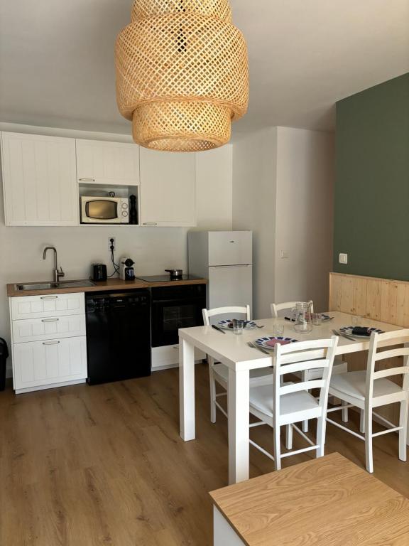 Les Villas des Pins - Appartamento Con Due Camere Da Letto