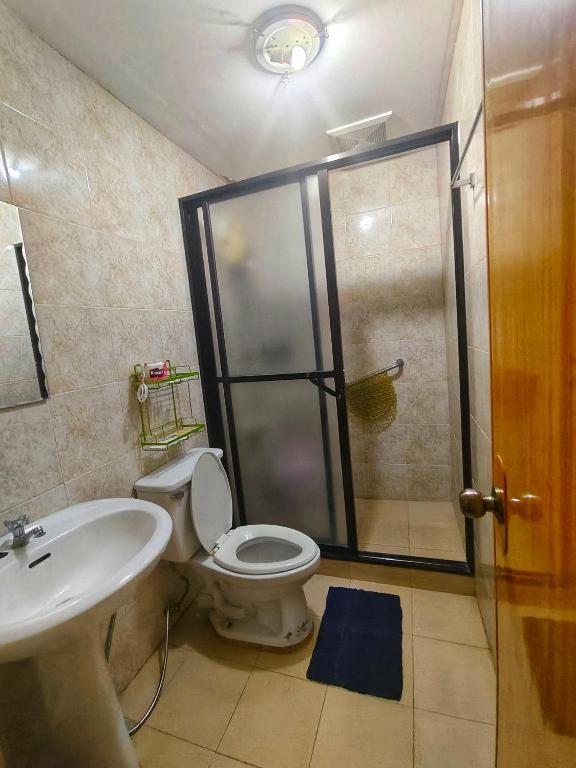 Monte Rio Gardens Bed & Breakfast - Family Room - Disability Access