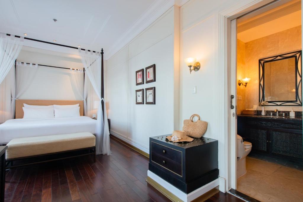 Junior Suite Ocean View + Inclusive One-Time Afternoon Tea per room