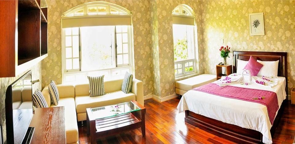 Le Dung Hotel & Spa - Deluxe King Room