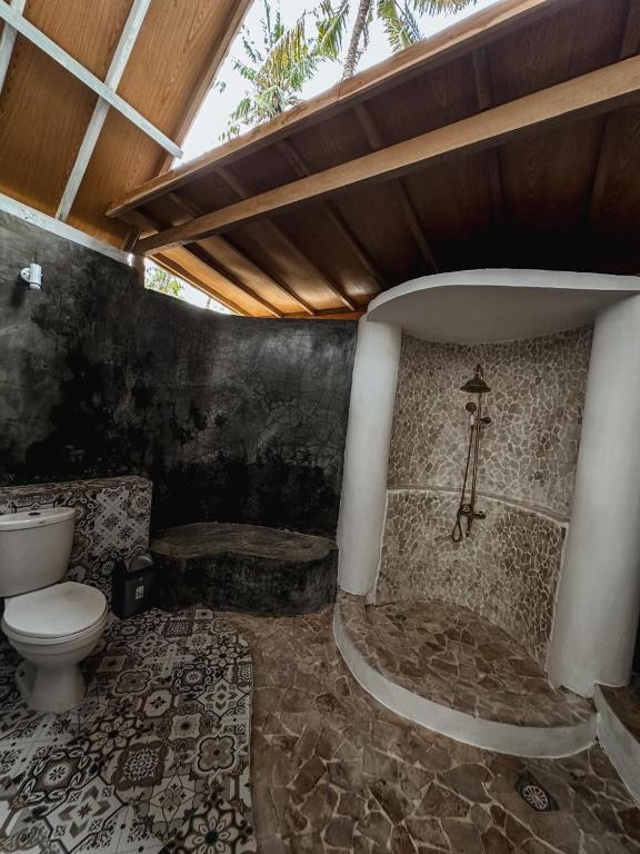 Un baño de Sedjiwa