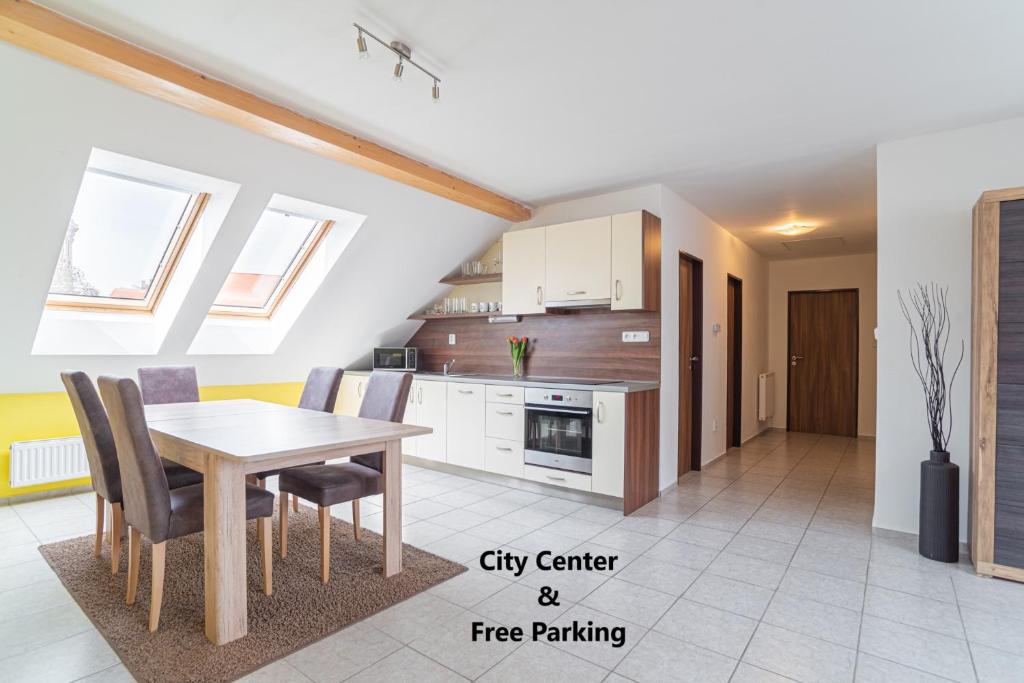 Kuchyň nebo kuchyňský kout v ubytování Saeli Apartments