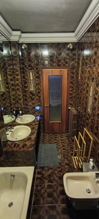Koupelna v ubytování Casa Robert