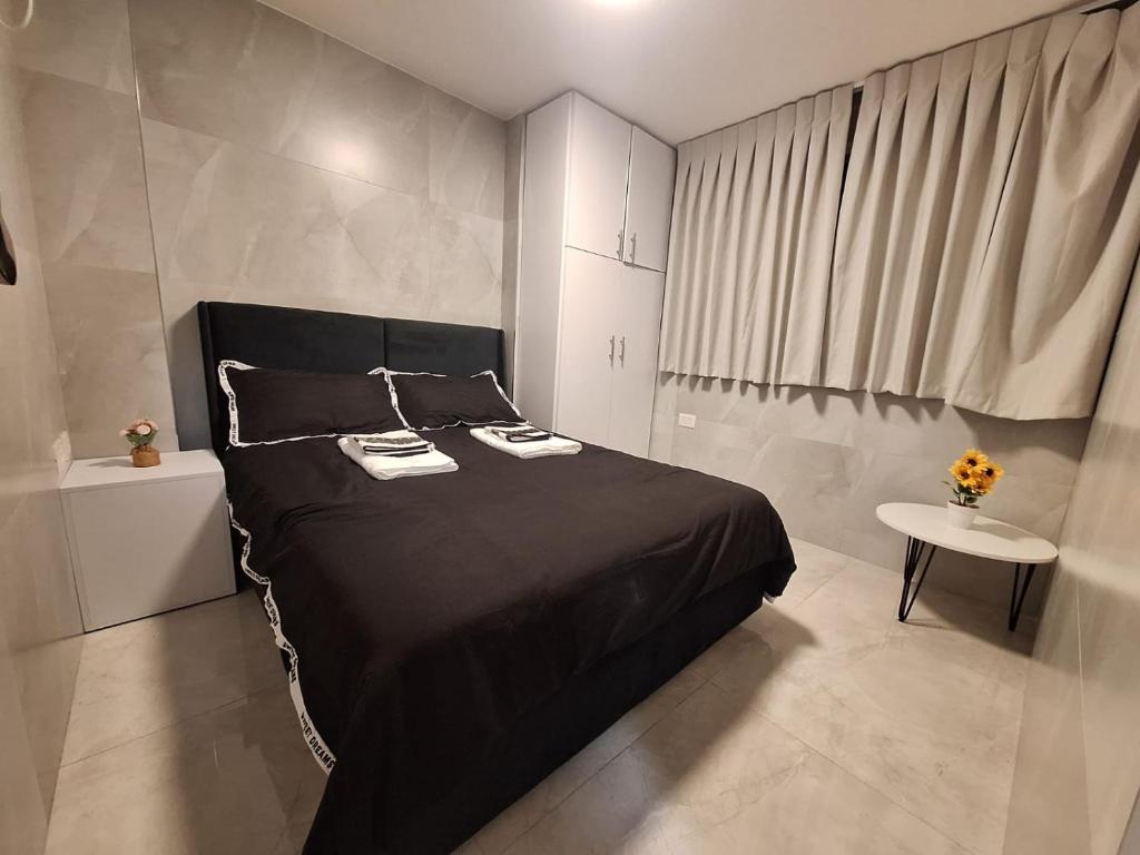 Postel nebo postele na pokoji v ubytování Royal suite