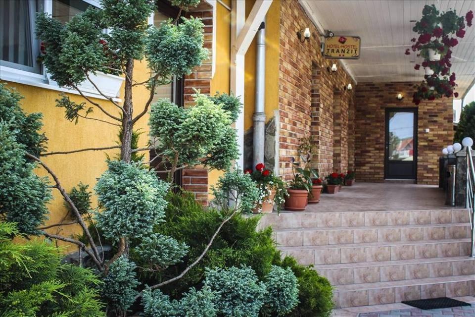 Zahrada ubytování Hotel Tranzit