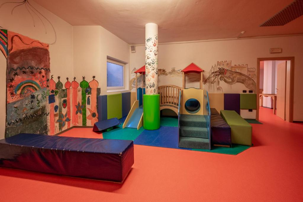 Dětský klub v ubytování Hotel Alpin