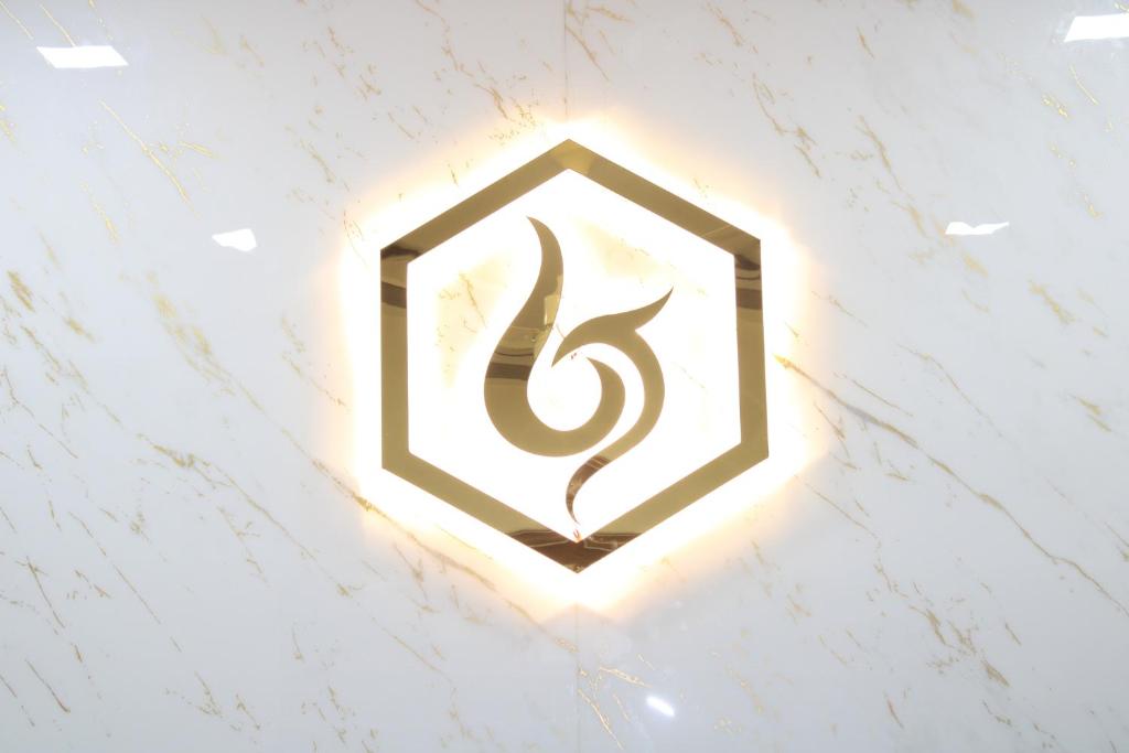 Certifikát, hodnocení, plakát nebo jiný dokument vystavený v ubytování UJ Pallazzio - Business Class Luxury Hotel