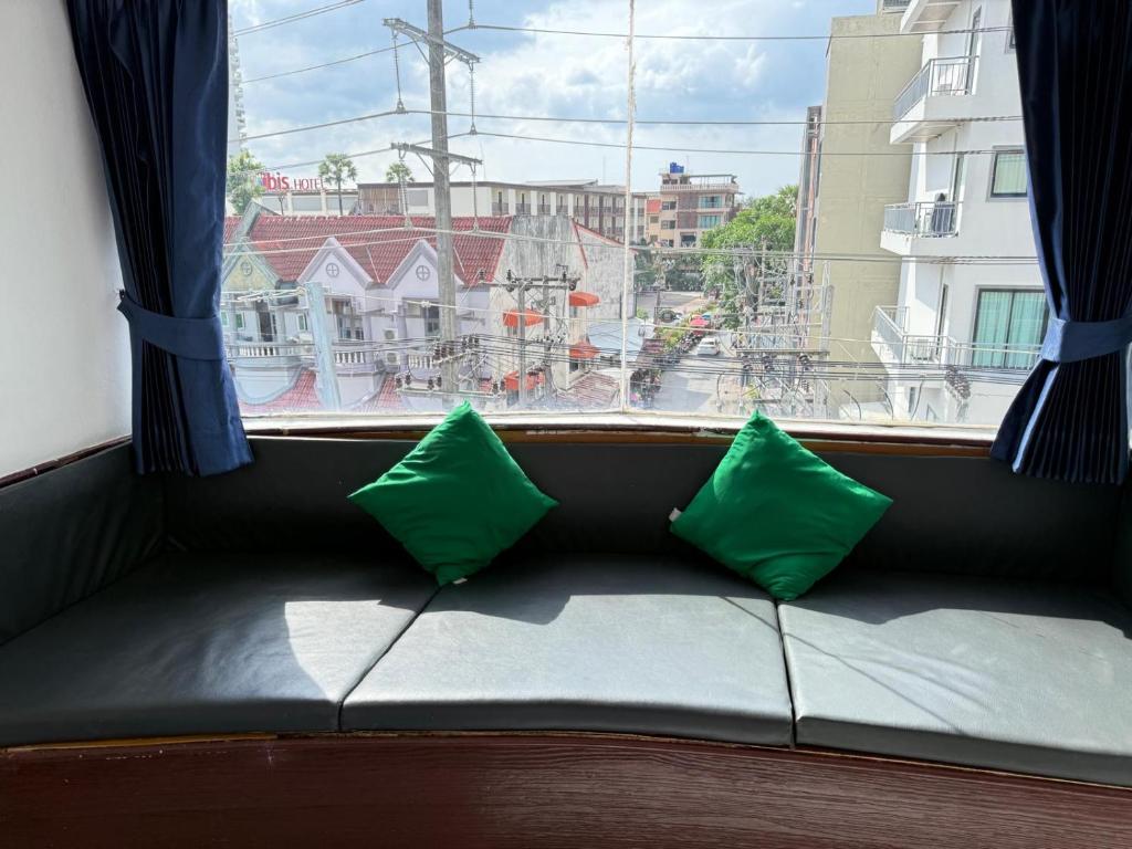 Heaven House Restro & Bar - Resim 11