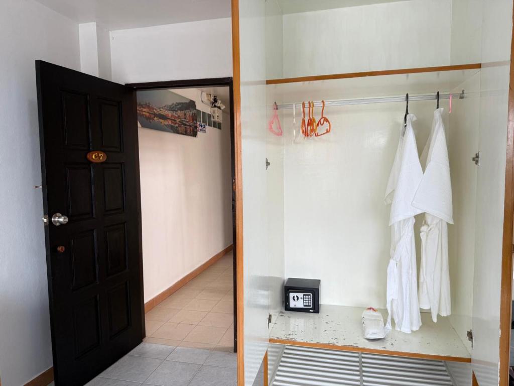 Heaven House Restro & Bar - Resim 13