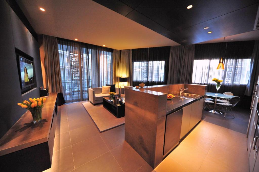 The Abdali Boulevard Hotel - Suite Met Twee Slaapkamers Met Balkon