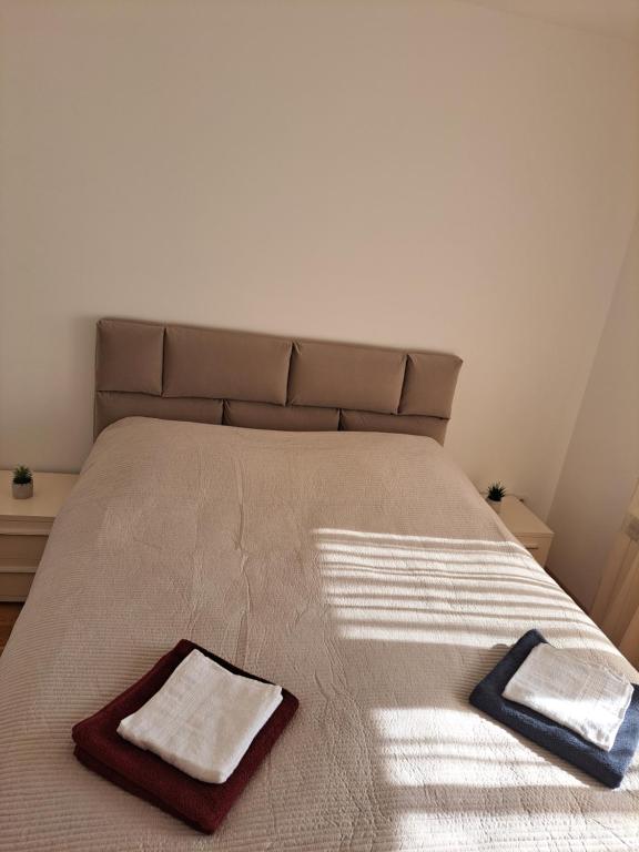 Postel nebo postele na pokoji v ubytování Apartman 1