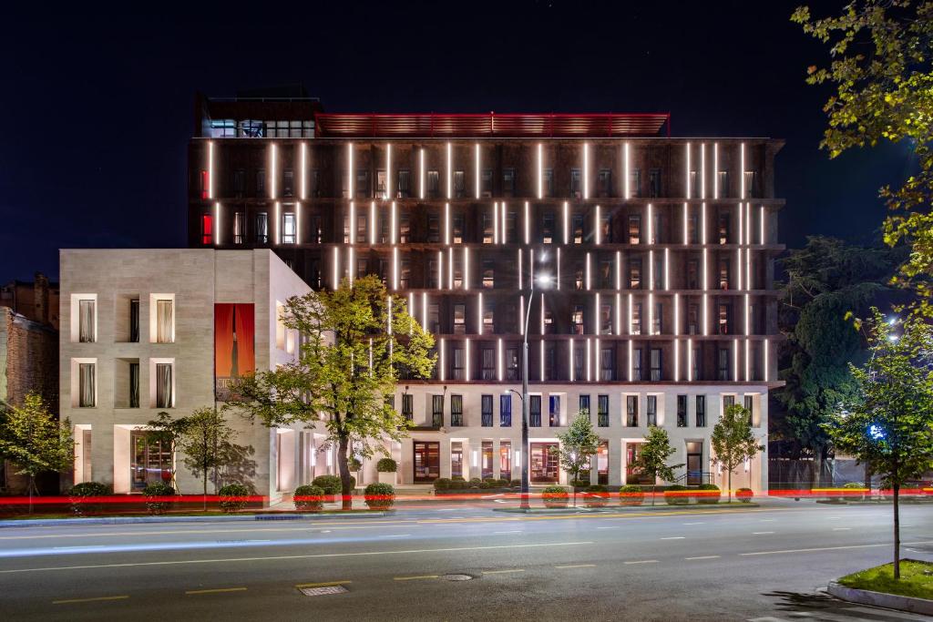 Budova, kde se hotel nachází