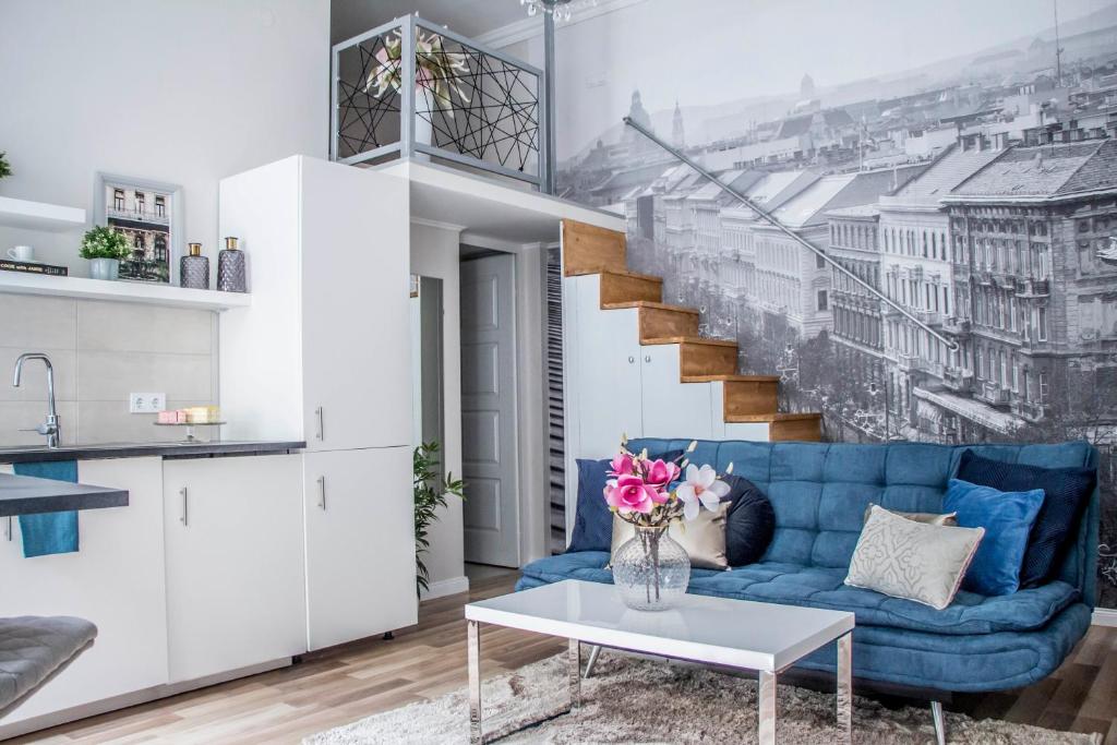 City Park Beauty & Hero near Heores' square 1071 Budapest, 30 Peterdy utca kép - 1