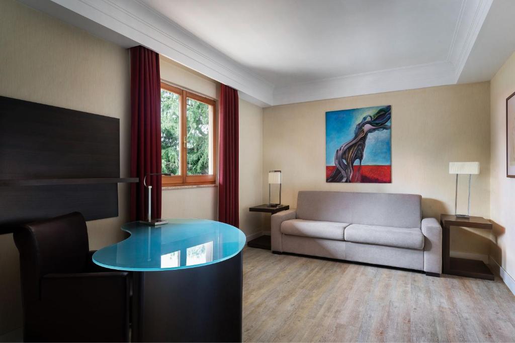 Courtyard by Marriott Rome Central Park - Resim 27
