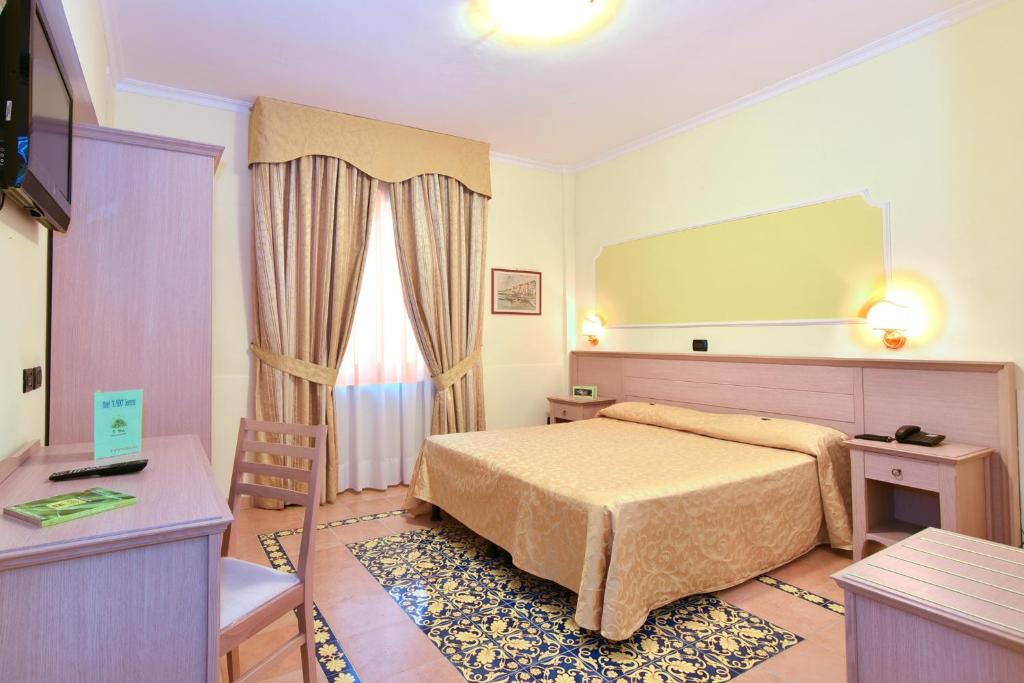 Hotel Il Nido Sorrento - 9