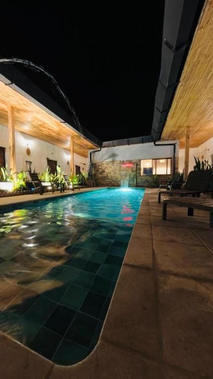 Bazén v ubytování Hotel Alcázar Real nebo v jeho okolí