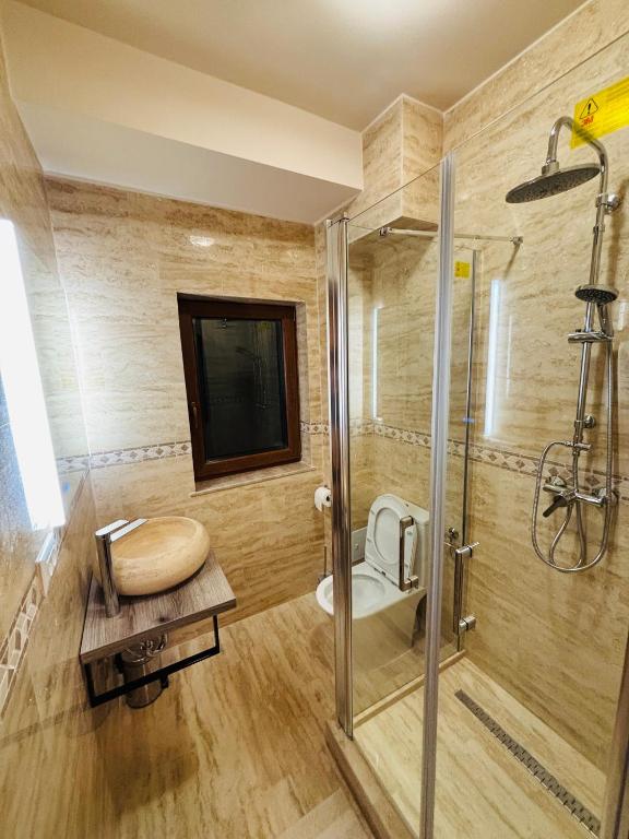 Mellis Boutique - Resim 7