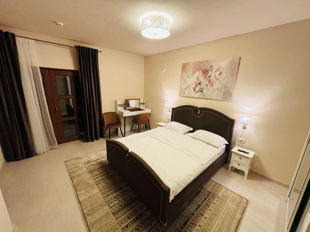 Mellis Boutique - Resim 29