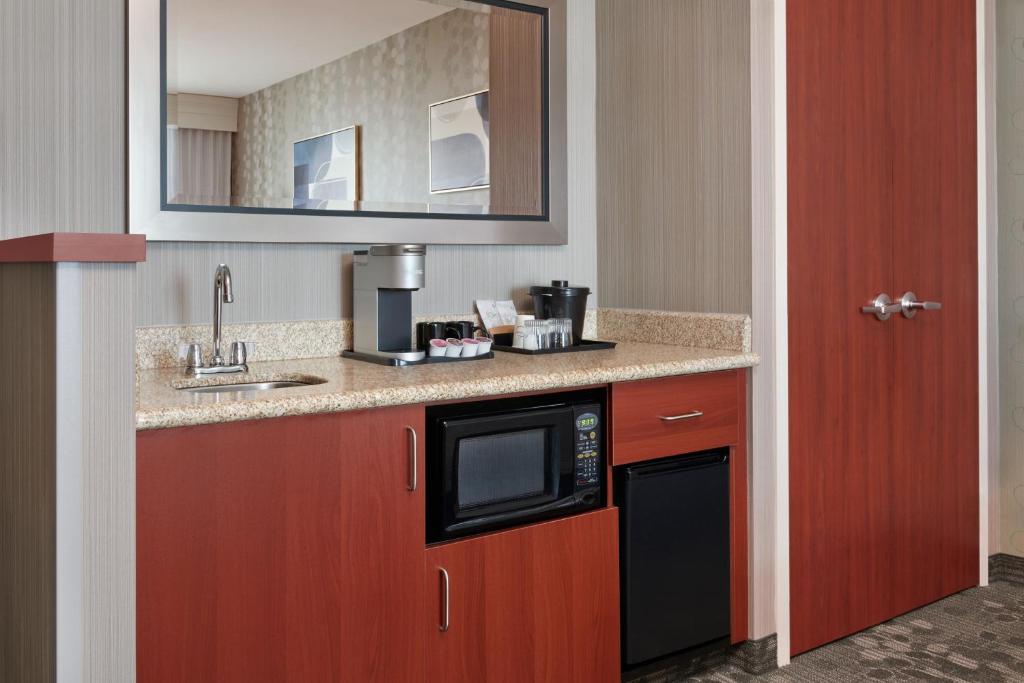 Courtyard by Marriott Ottawa East - Resim 33