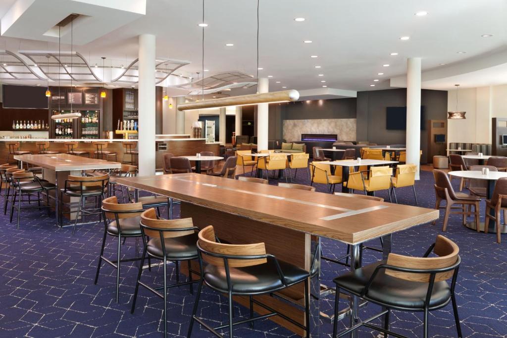 Courtyard by Marriott Ottawa East - Resim 42