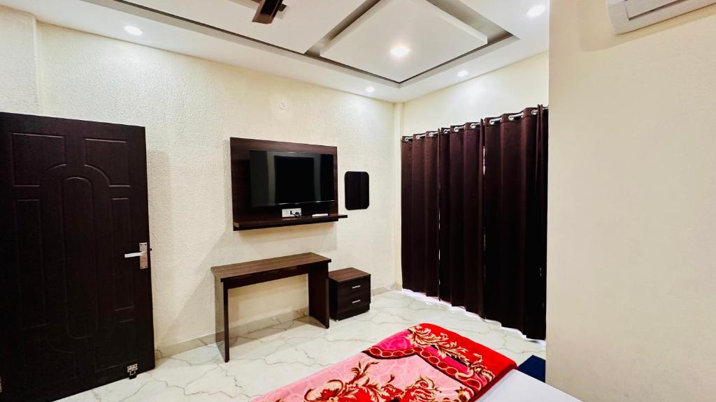 Mannat Residency - Camera Doppia