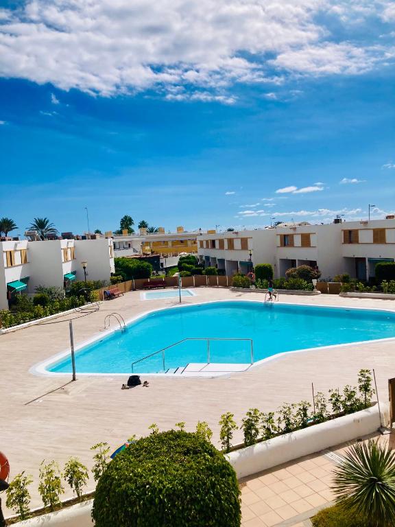 The swimming pool at or close to Sunny MASPALOMAS