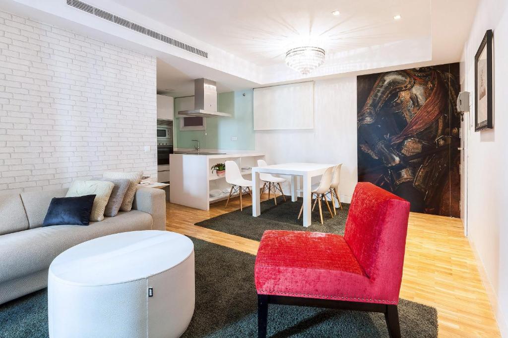 Palacio Plaza Conde Miranda - Apartamento De Lujo De Dos Dormitorios