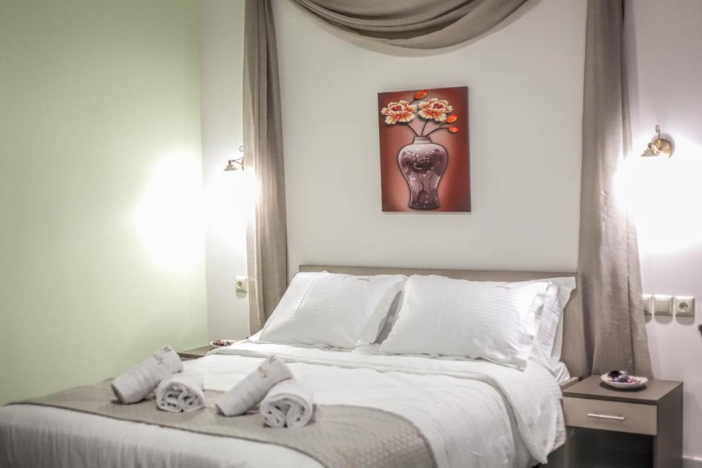 Postel nebo postele na pokoji v ubytování Del Sol #2 Meteora Luxurious Family Suites