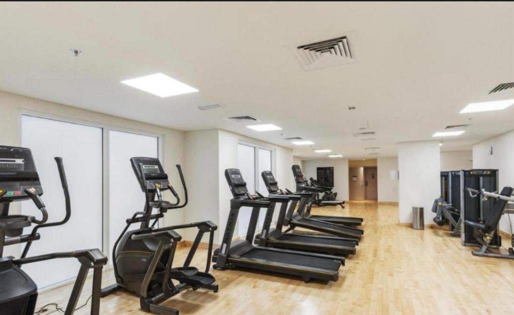 Γυμναστήριο ή/και όργανα γυμναστικής στο Water Edge, Yas Island