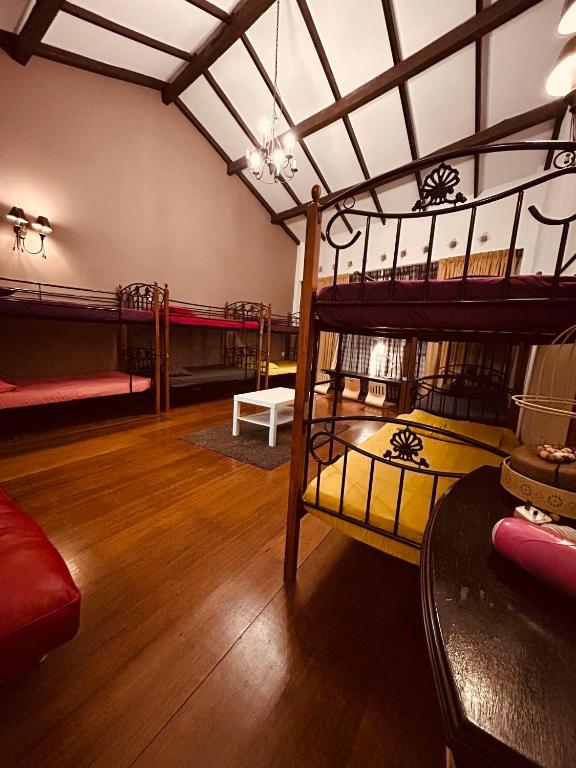 Postel nebo postele na pokoji v ubytování New Great Shanghai Female Hostel
