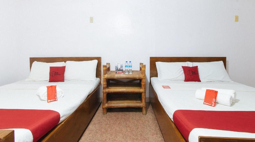 RedDoorz Hostel at Megans Paradisio Beach Resort - Salle Familiale